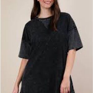 Oli & Hali Black Mineral-Wash Relaxed Tunic